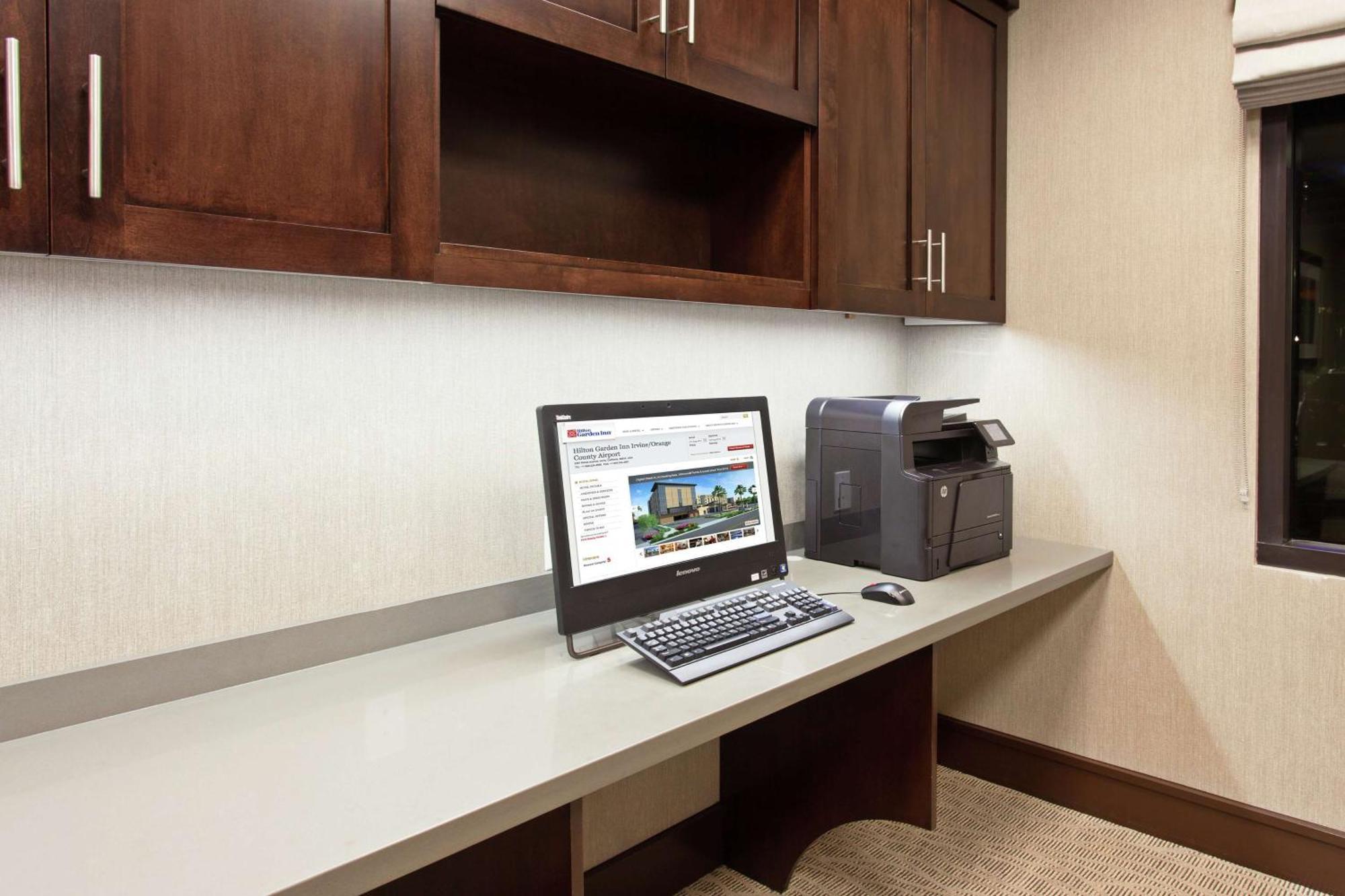 Hilton Garden Inn Irvine/Orange County Airport Exteriör bild