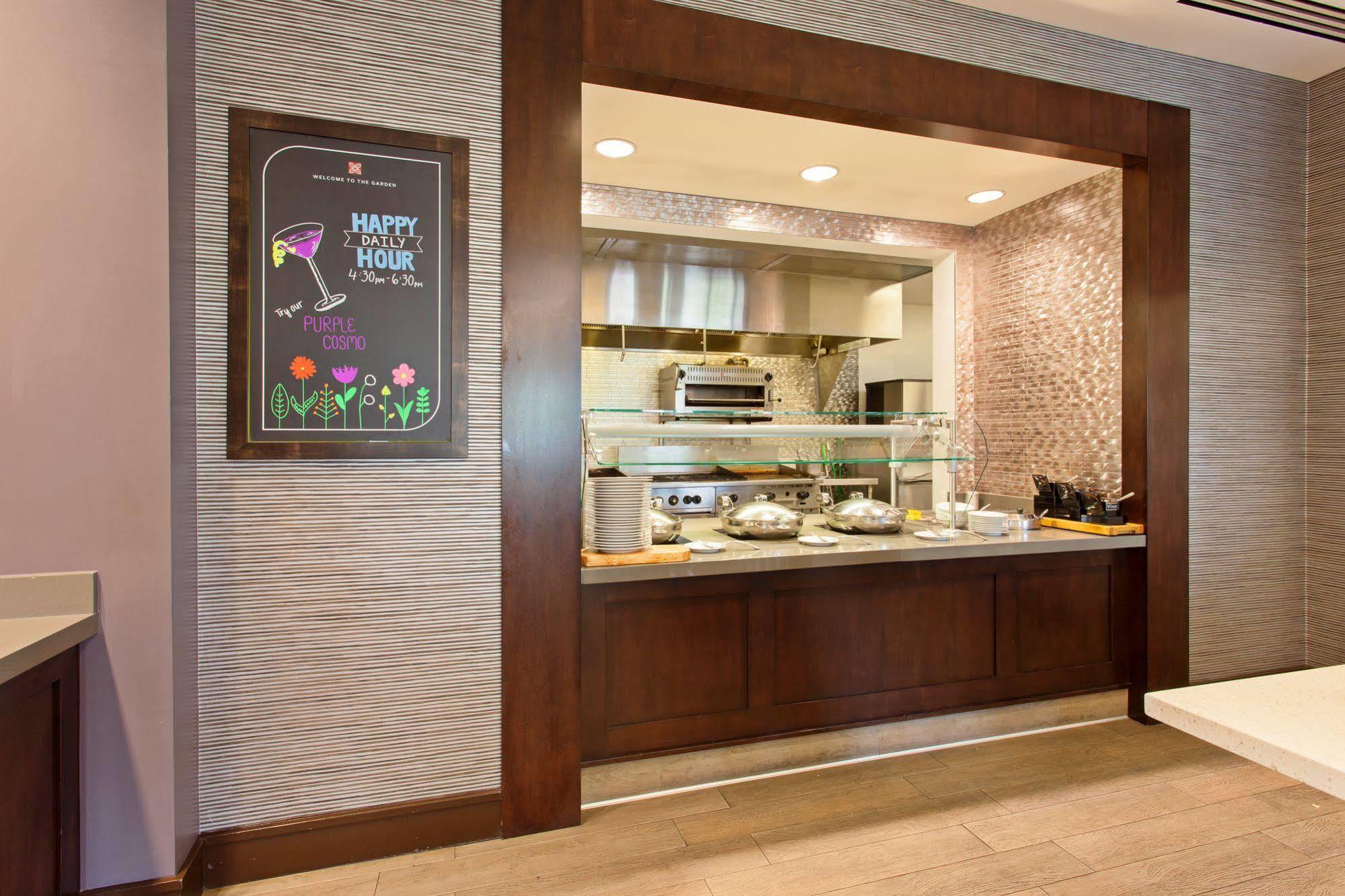Hilton Garden Inn Irvine/Orange County Airport Exteriör bild